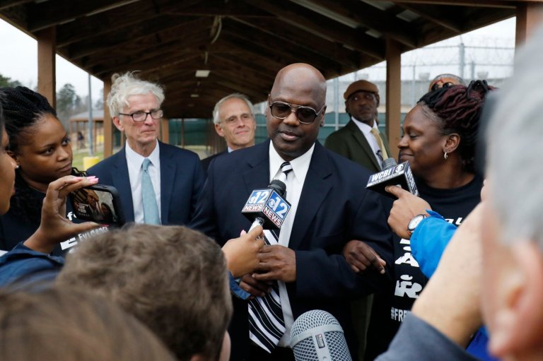 Curtis Flowers, a Black man whose death sentence was tossed by Supreme Court, dies in Mississippi | iNFOnews.ca