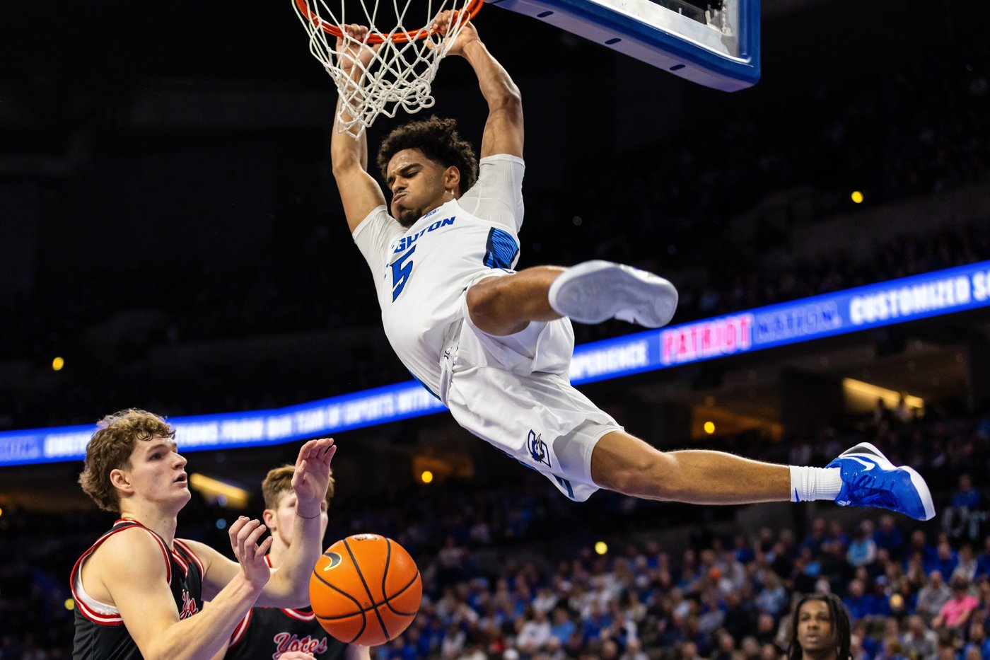 Owen Freeman scores 19 points to lead No. 23 Creighton in 92-76 win over South Dakota | iNFOnews.ca Owen Freeman scores 19 points to lead No. 23 Creighton in 92-76 win over South Dakota | iNFOnews.ca