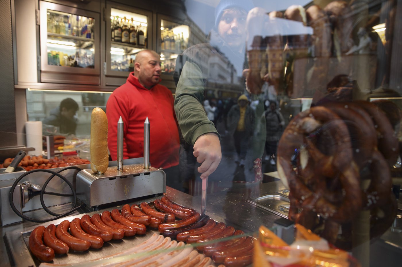 The Vienna sausage stand is more than just a snack stall. Now it has a UNESCO heritage recognition | iNFOnews.ca The Vienna sausage stand is more than just a snack stall. Now it has a UNESCO heritage recognition | iNFOnews.ca