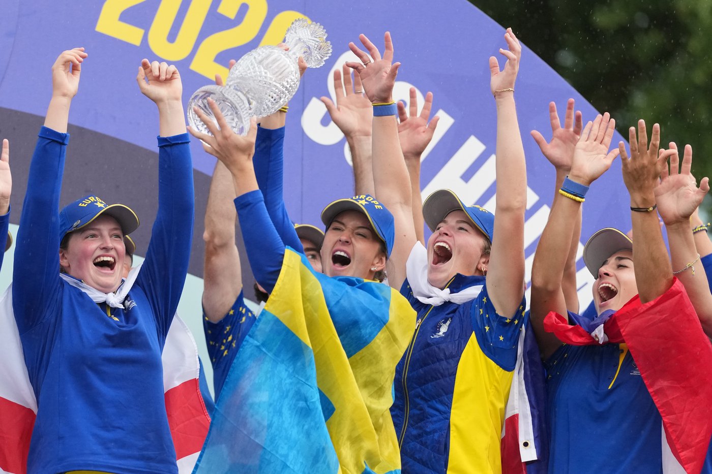 Europe beats US 15-13 in Solheim Cup. Lowry takes Irish Open by record 11 shots | iNFOnews.ca Europe beats US 15-13 in Solheim Cup. Lowry takes Irish Open by record 11 shots | iNFOnews.ca