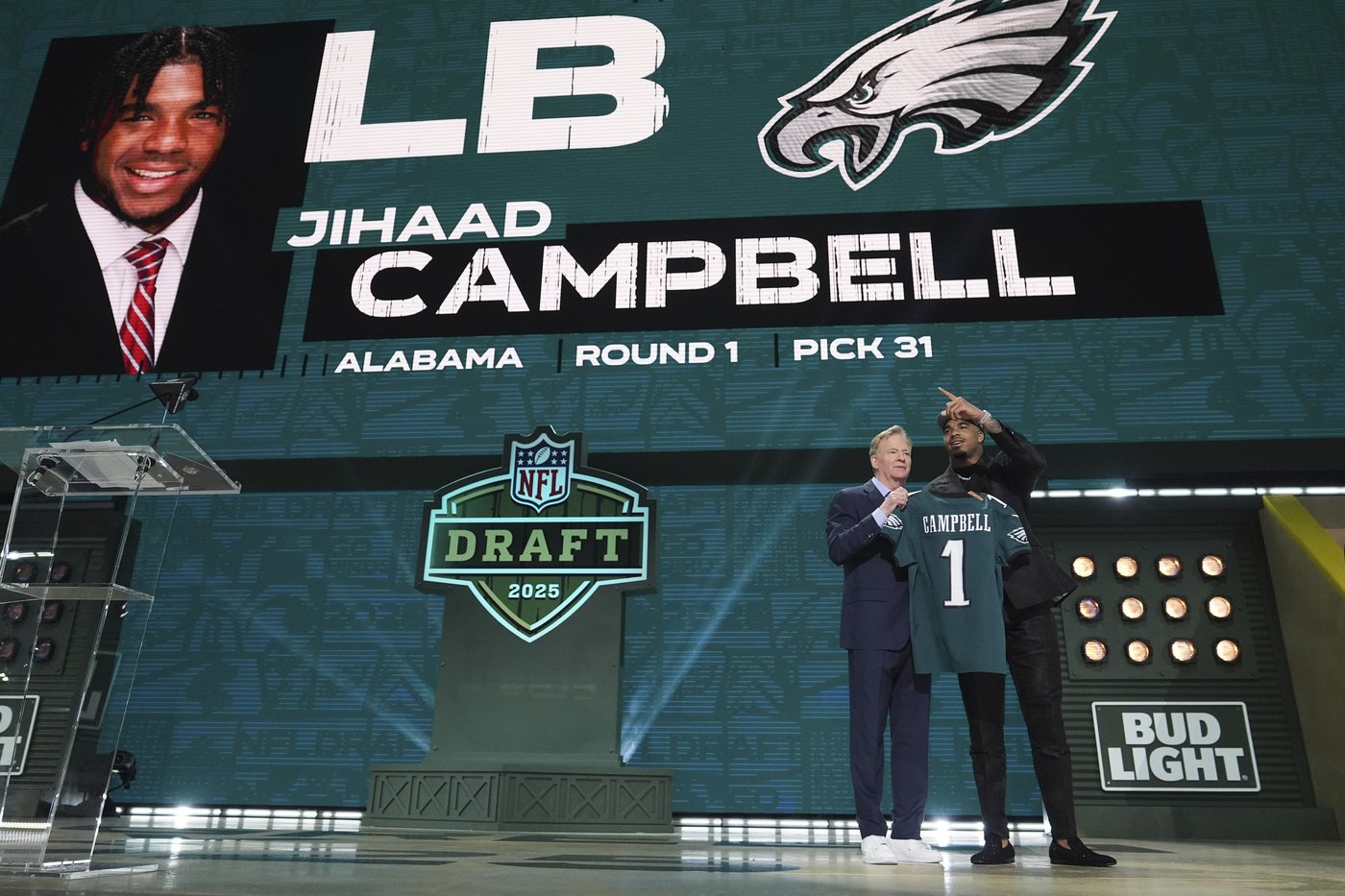 Eagles move up 1 spot and take Alabama LB Jihaad Campbell in the NFL draft | iNFOnews.ca Eagles move up 1 spot and take Alabama LB Jihaad Campbell in the NFL draft | iNFOnews.ca