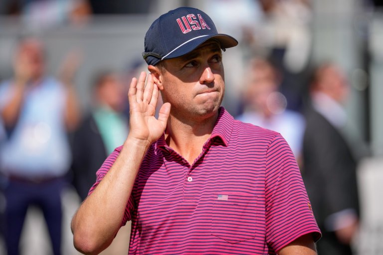 Capsules from singles matches at the Presidents Cup | iNFOnews.ca