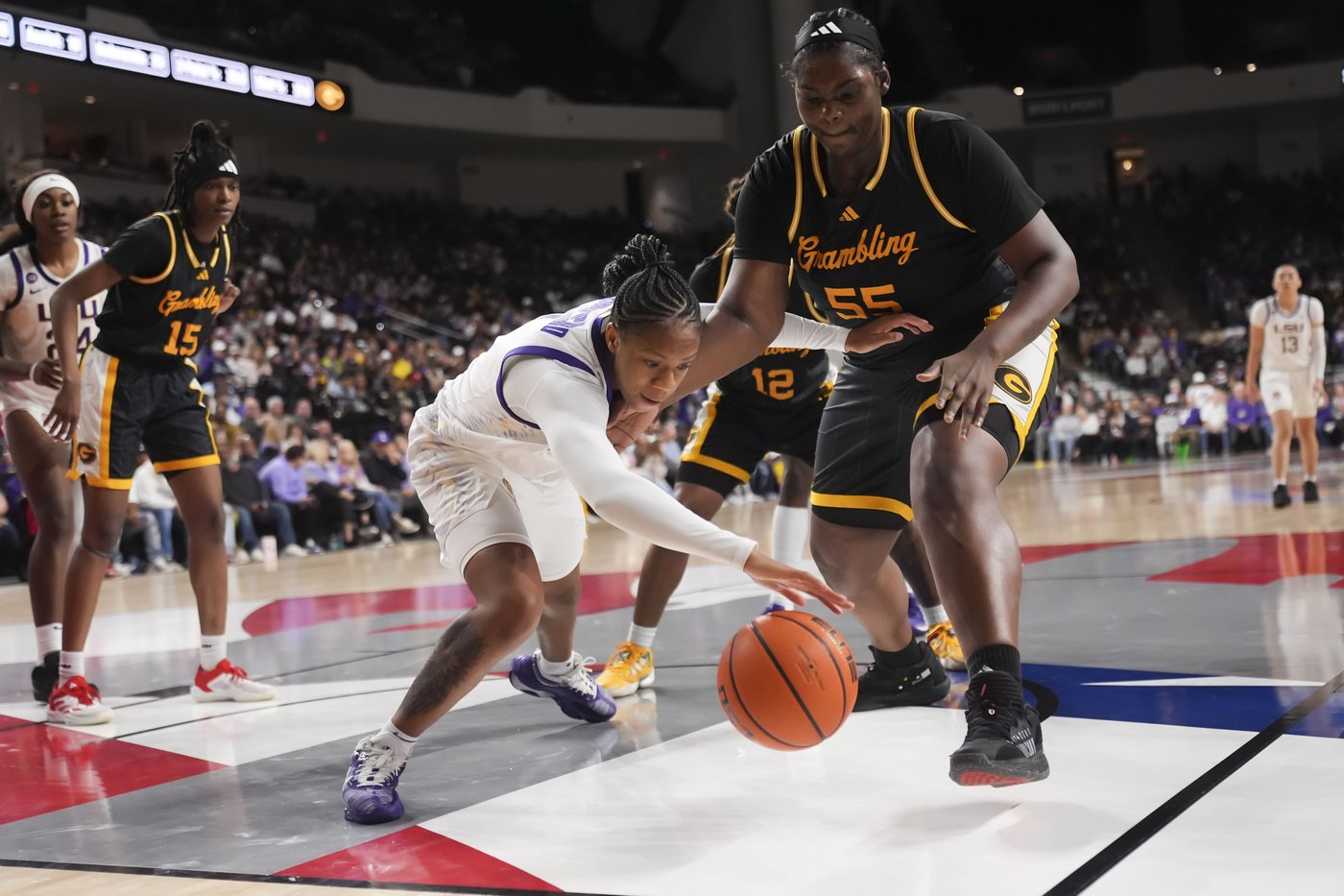 Aneesah Morrow scores 26 to lead No. 5 LSU over Grambling State 100-54 | iNFOnews.ca