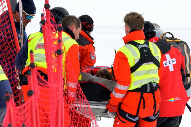 Olympic ski champion Michelle Gisin airlifted after downhill crash in latest setback for Swiss team | iNFOnews.ca