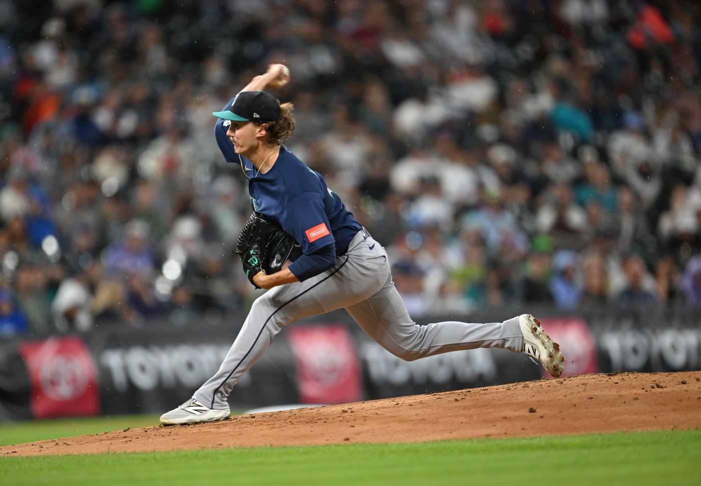 Carrigg's 2-run single in 7th lifts Rockies to 5-3 win, moving Mariners to verge of elimination | iNFOnews.ca Carrigg's 2-run single in 7th lifts Rockies to 5-3 win, moving Mariners to verge of elimination | iNFOnews.ca