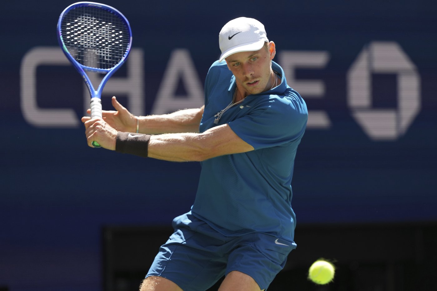 Canada's Diallo, Shapovalov, Andreescu lose as tennis season starts Asian swing | iNFOnews.ca