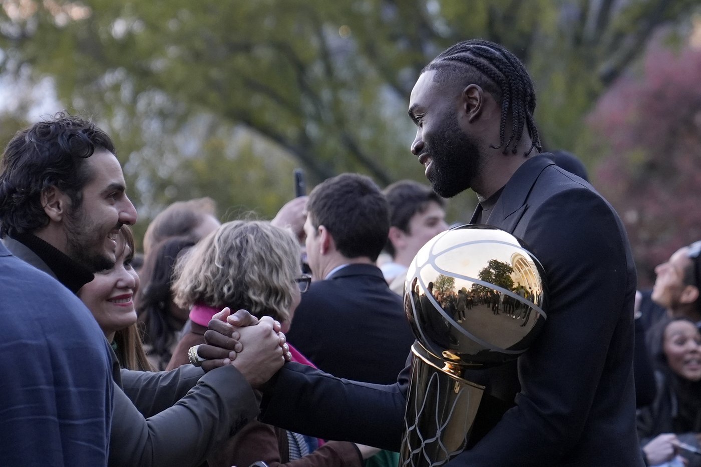 President Biden welcomes 2024 NBA champion Boston Celtics to White House | iNFOnews.ca President Biden welcomes 2024 NBA champion Boston Celtics to White House | iNFOnews.ca