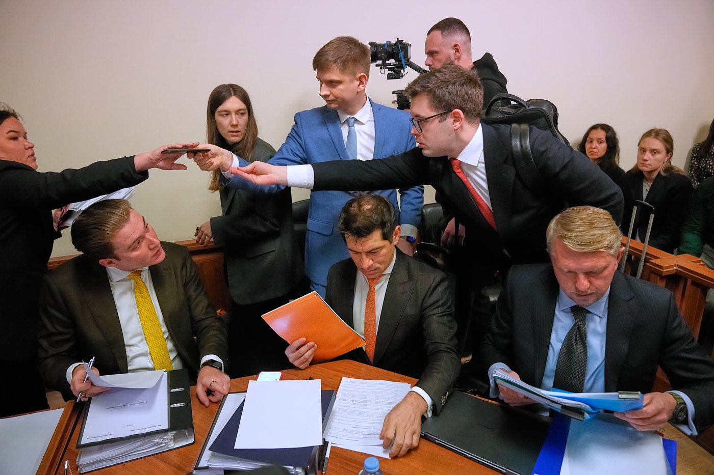 Moscow court orders Euroclear to pay compensation to Russia's central bank over seized assets | iNFOnews.ca