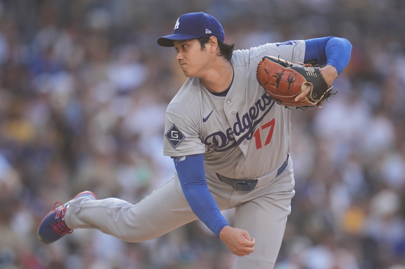 Shohei Ohtani homers on first pitch, then throws 5 sharp innings in Dodgers' 4-0 win over Padres | iNFOnews.ca Shohei Ohtani homers on first pitch, then throws 5 sharp innings in Dodgers' 4-0 win over Padres | iNFOnews.ca