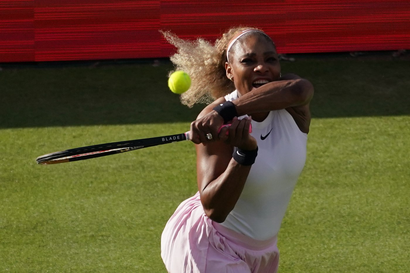 Serena returns: Williams makes a winning comeback in doubles at Queen's Club with Mboko | iNFOnews.ca
