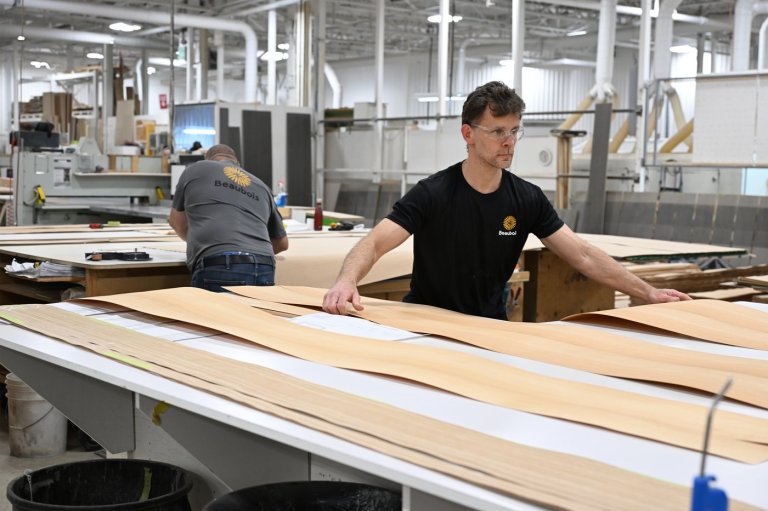 Canada to impose temporary 25% tariff on some wood cabinets, vanities | iNFOnews.ca