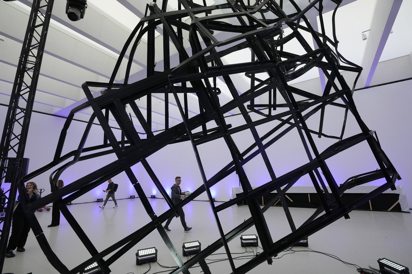 Warsaw opens a new modern art museum as it tries to leave Poland's communist legacy behind | iNFOnews.ca