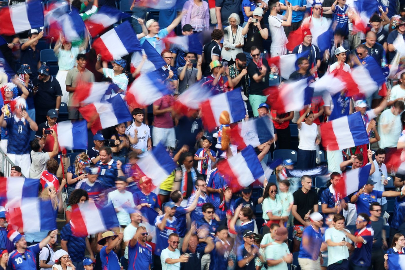 World Cup quarterfinals kick off with France beating Morocco 2-0, in photos | iNFOnews.ca