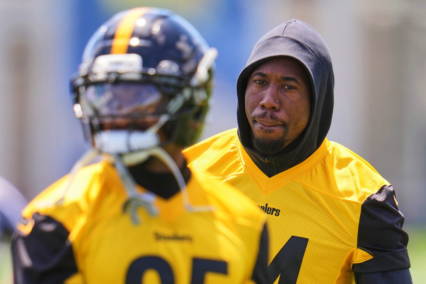 Steelers, linebacker Nick Herbig agree to a four-year extension, AP source says | iNFOnews.ca Steelers, linebacker Nick Herbig agree to a four-year extension, AP source says | iNFOnews.ca