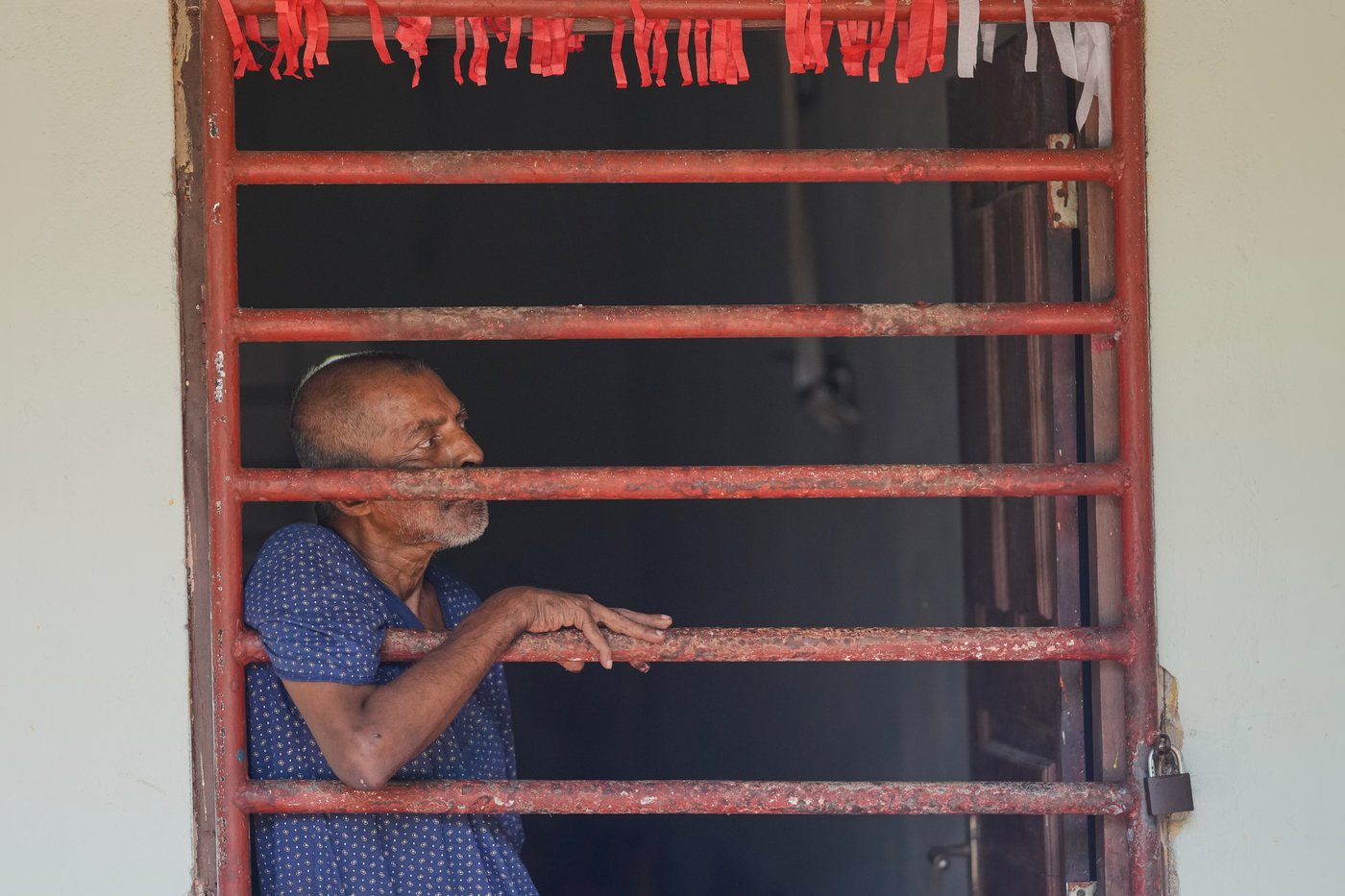 Sri Lanka nursing home worker says a ‘chained’ patient was among 13 fire victims | iNhome
