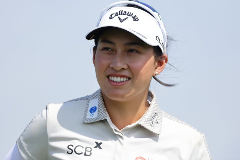 Top-ranked Jeeno Thitikul struggles in the first round of the LPGA Singapore tournament | iNFOnews.ca