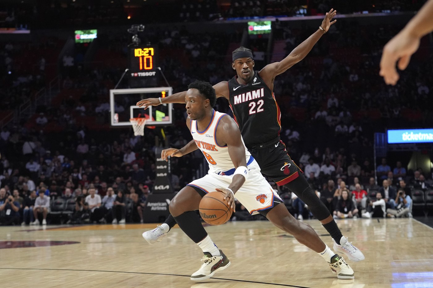 Karl-Anthony Towns scores 44 points, Knicks rally in 2nd half to beat Heat 116-107 | iNFOnews.ca