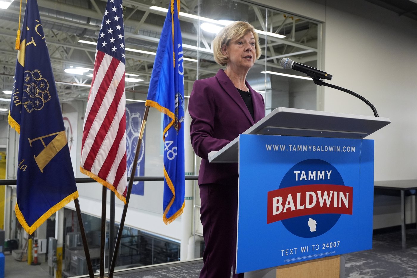 Wisconsin Democratic Sen. Tammy Baldwin pledges to work with Trump and calls for less division | iNFOnews.ca