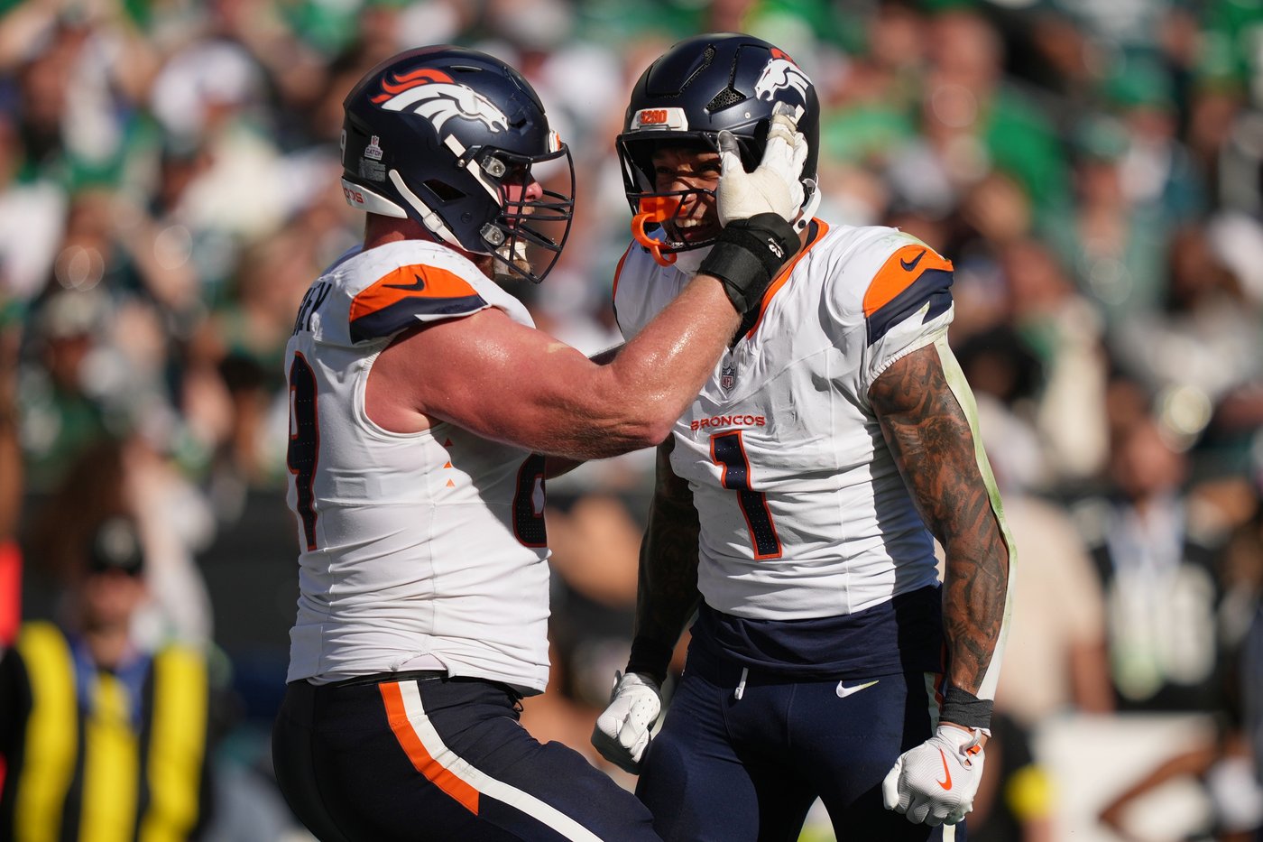 Broncos rally from 14-point deficit to hand Eagles their first loss of the season, 21-17 | iNFOnews.ca