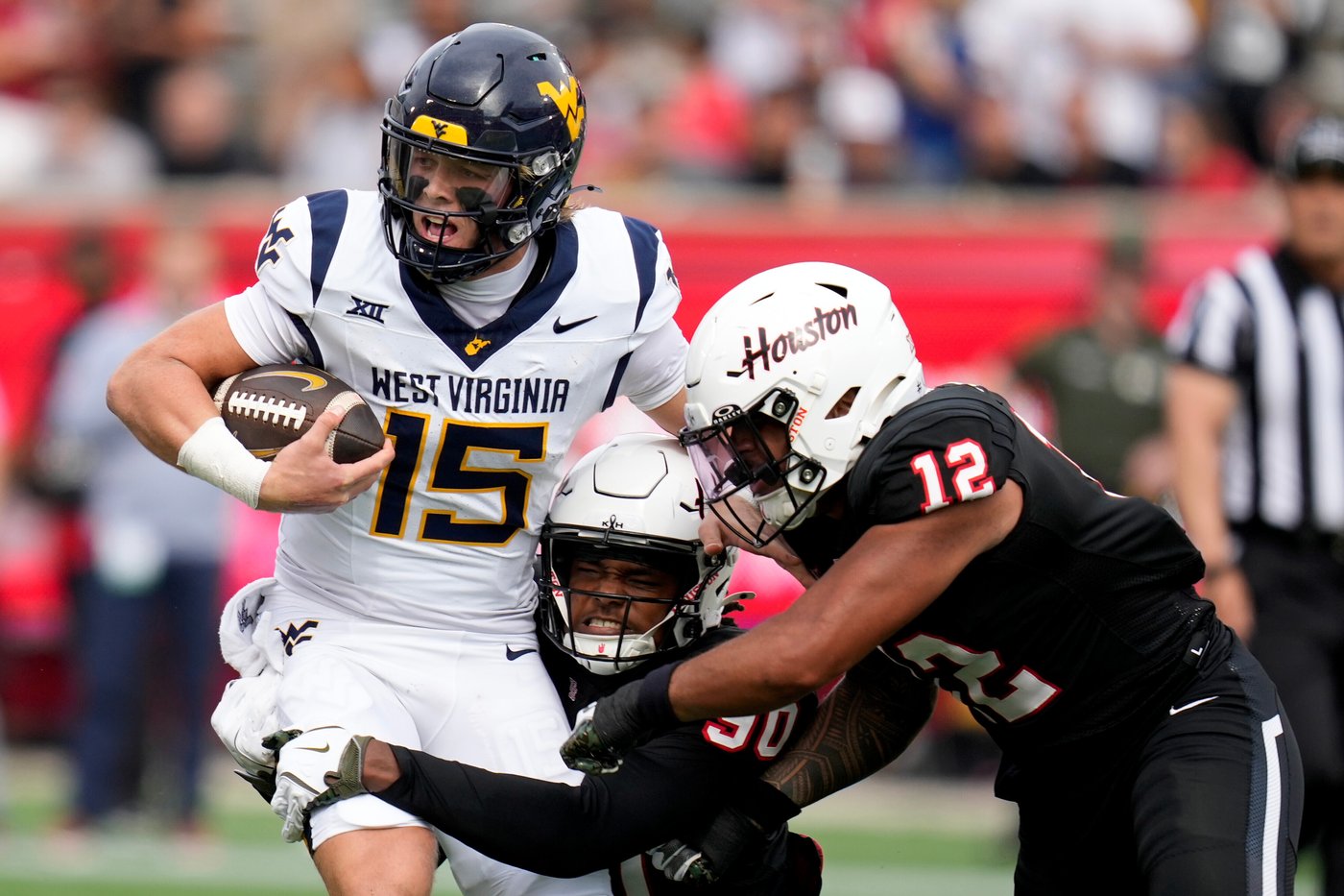 Scotty Fox Jr. accounts for 3 TDs, West Virginia beats No. 22 Houston 45-35 | iNFOnews.ca