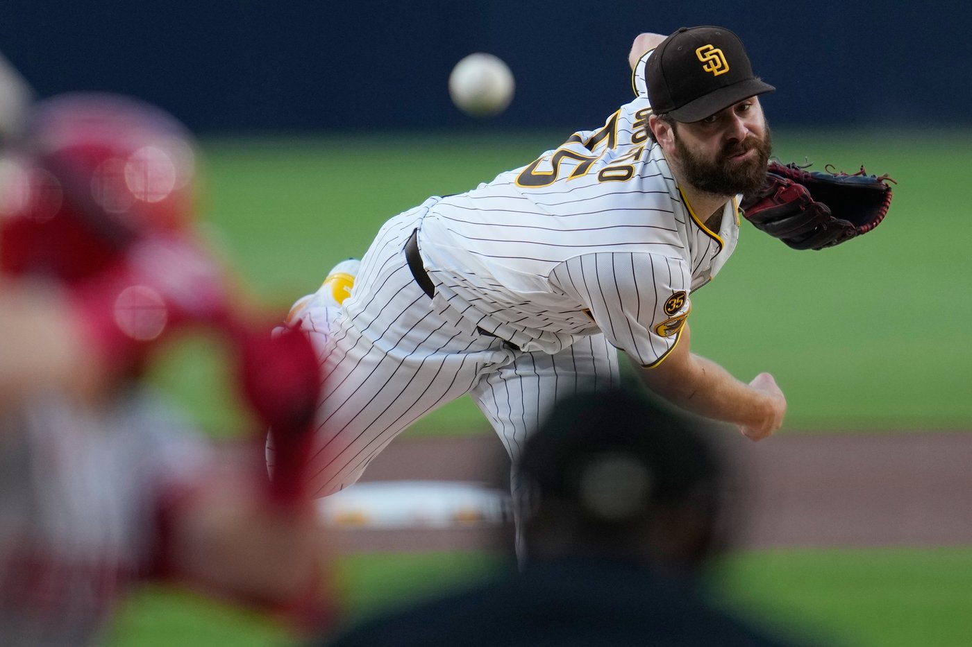 Sal Stewart's 11th-inning homer sends Reds past Padres 5-3, ending Cincy's 5-game skid | iNFOnews.ca