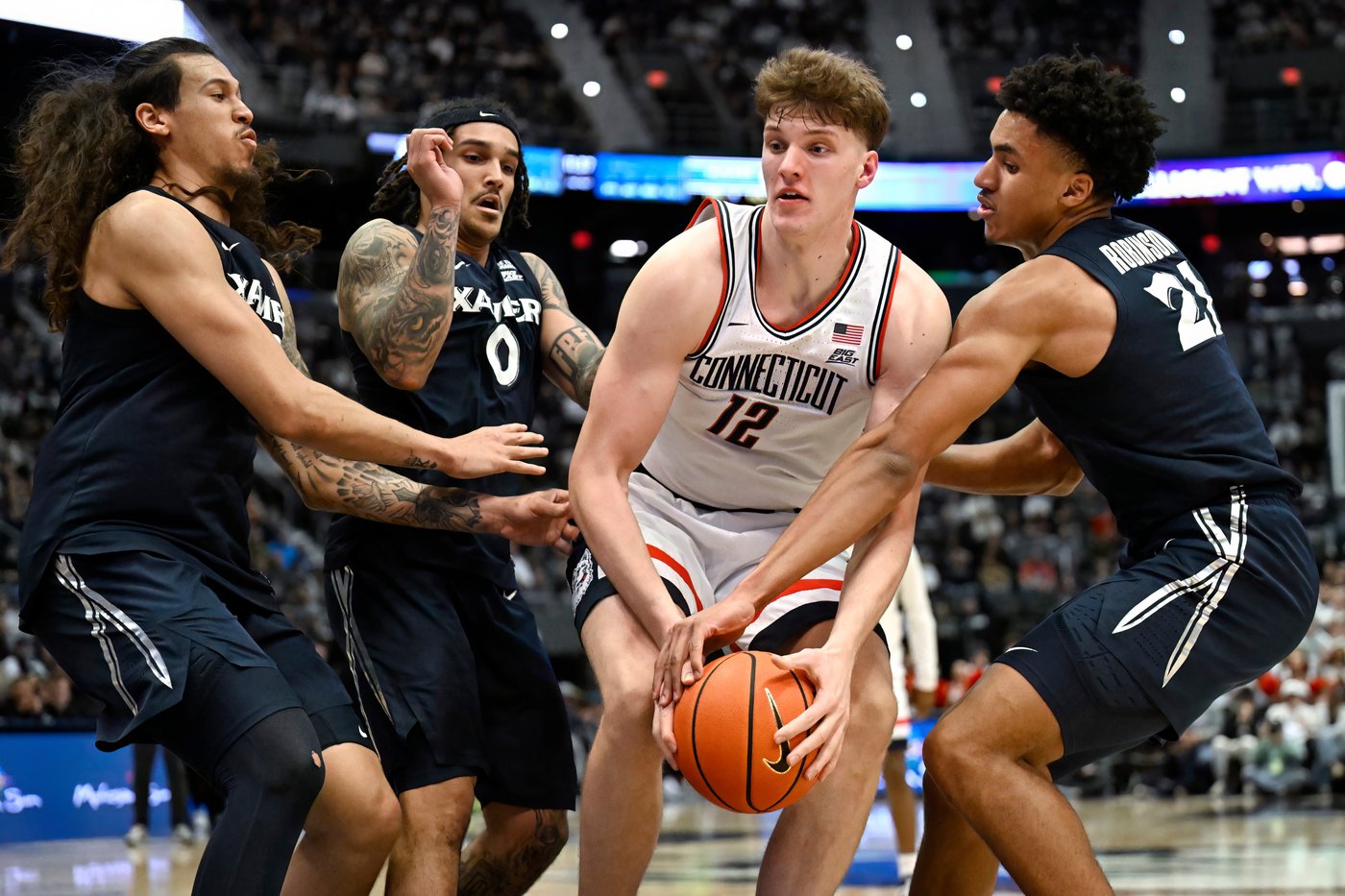 No. 3 UConn remains perfect in Big East play and extends winning streak to 18 by rolling past Xavier | iNFOnews.ca No. 3 UConn remains perfect in Big East play and extends winning streak to 18 by rolling past Xavier | iNFOnews.ca
