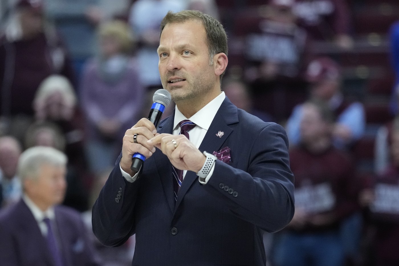 NIL promises made to recruits, now coaches wait for key decision to learn whether they can keep them | iNFOnews.ca