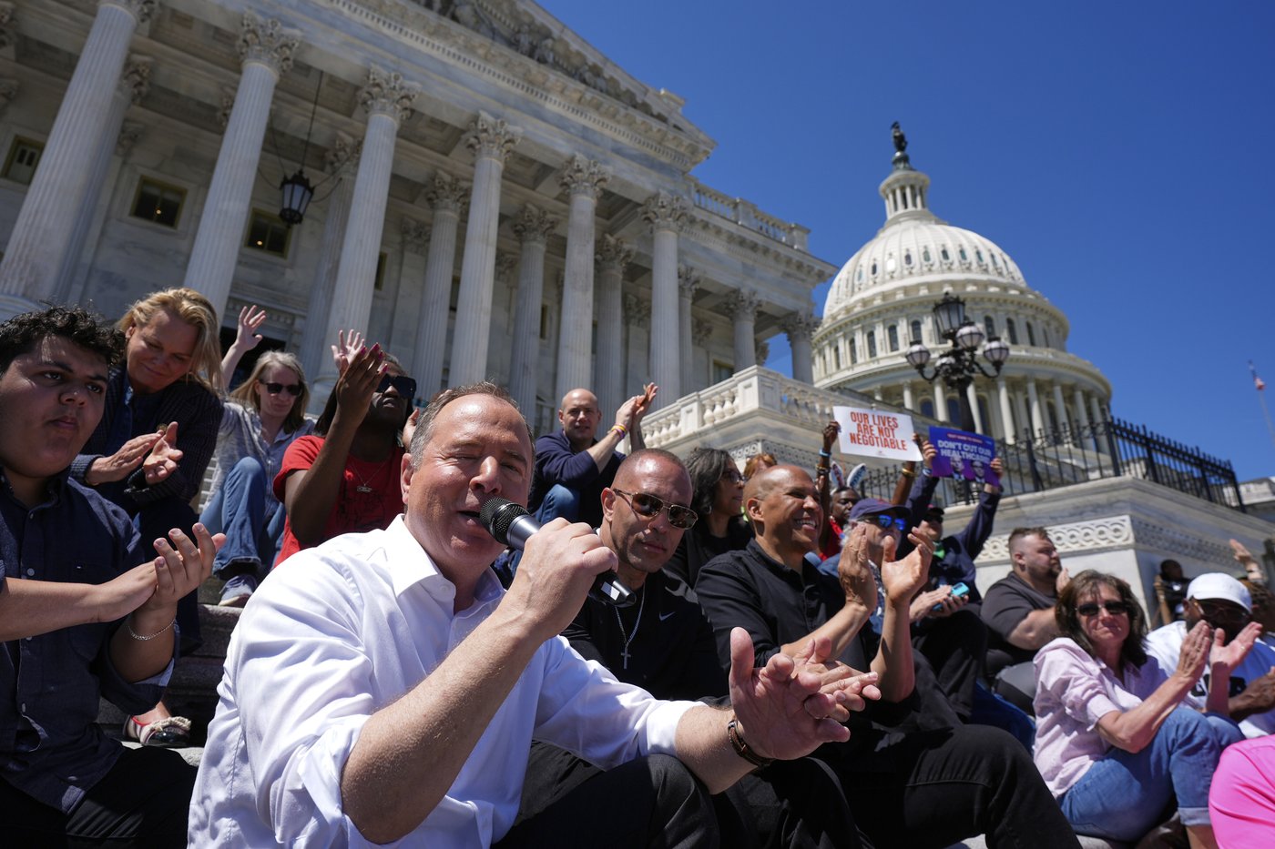 Budget cuts at Trump EPA become flashpoint at a heated hearing - and, Democrats say, may kill people | iNFOnews.ca