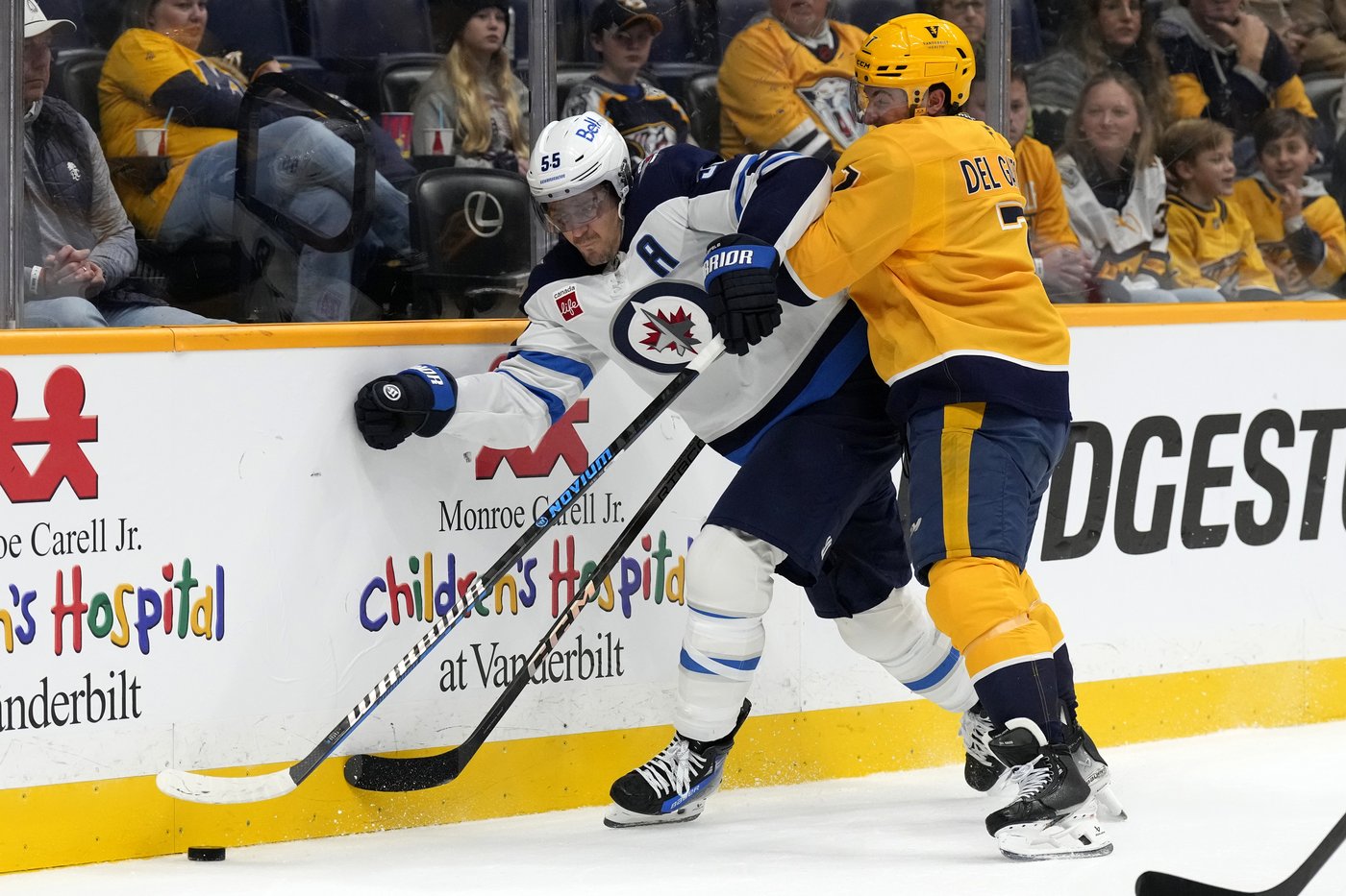 Roman Josi scores twice as Nashville Predators defeat Winnipeg Jets 4-1 | iNFOnews.ca