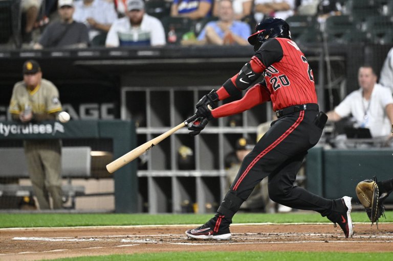Vargas hits 2-run HR, Martin pitches 6 innings as White Sox beat Padres 4-3 to end 6-game skid | iNFOnews.ca
