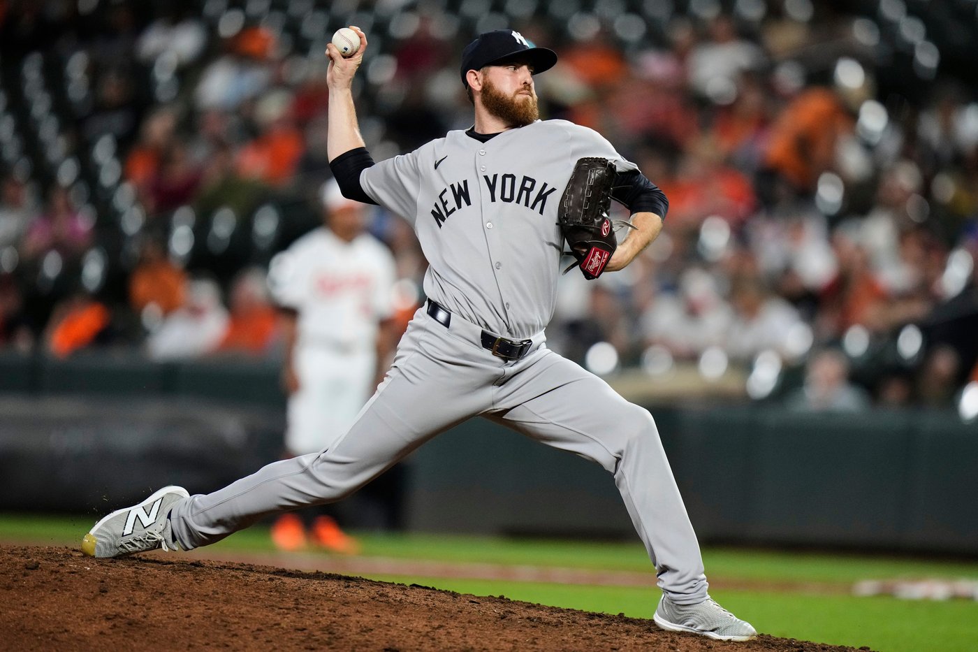 Right-hander Paul Blackburn stays with Yankees for $2 million, 1-year contract, AP source says | iNFOnews.ca