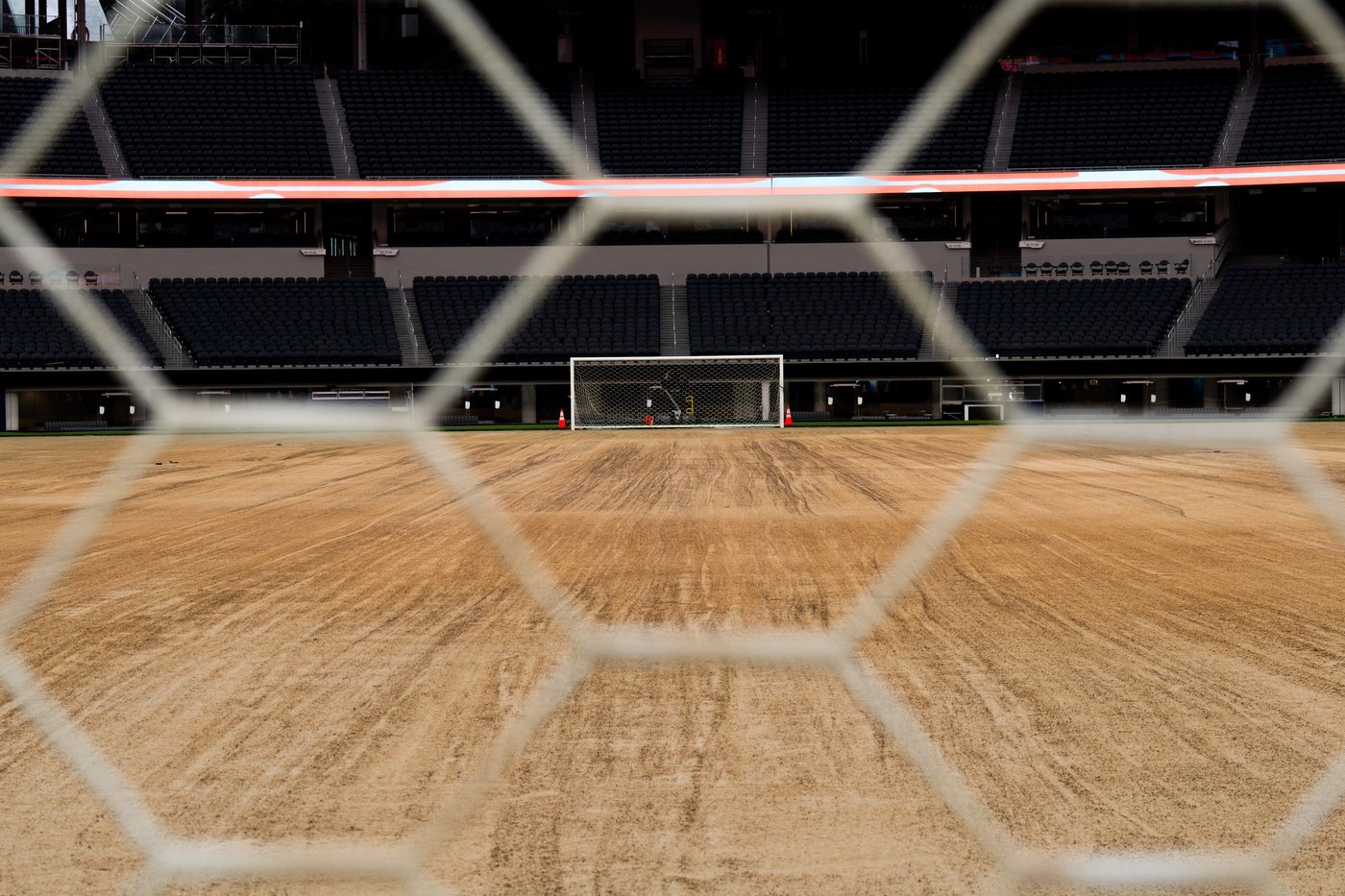 30 days out, Los Angeles is ready for the World Cup. The playing surface? Not just yet | iNFOnews.ca 30 days out, Los Angeles is ready for the World Cup. The playing surface? Not just yet | iNFOnews.ca