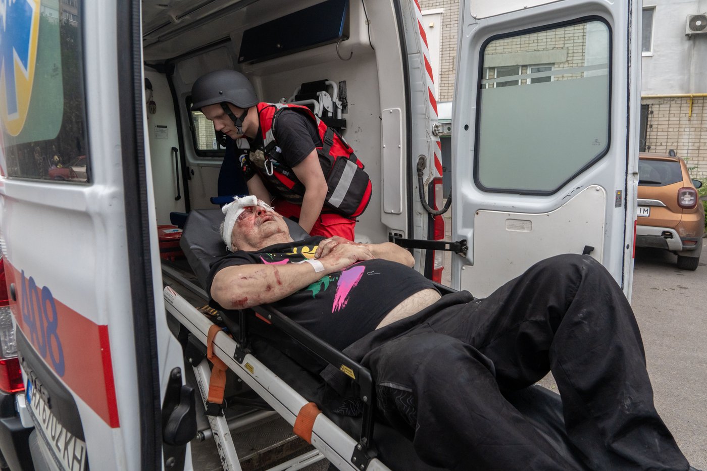 Russia, Ukraine exchange overnight strikes that leave 7 dead, many injured | iNFOnews.ca