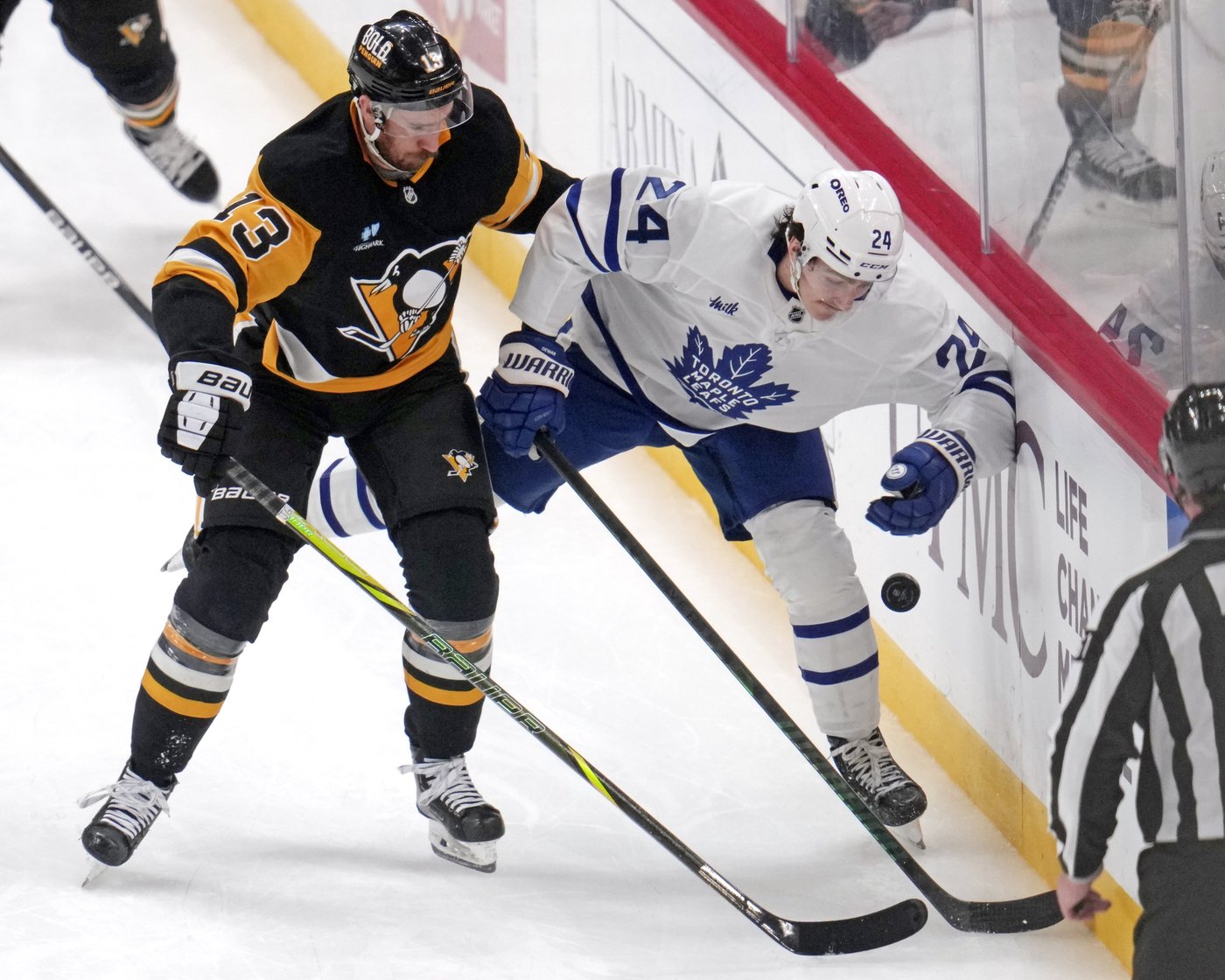 Bunting scores decisive power-play goal to power Penguins past Maple Leafs 5-2 | iNFOnews.ca