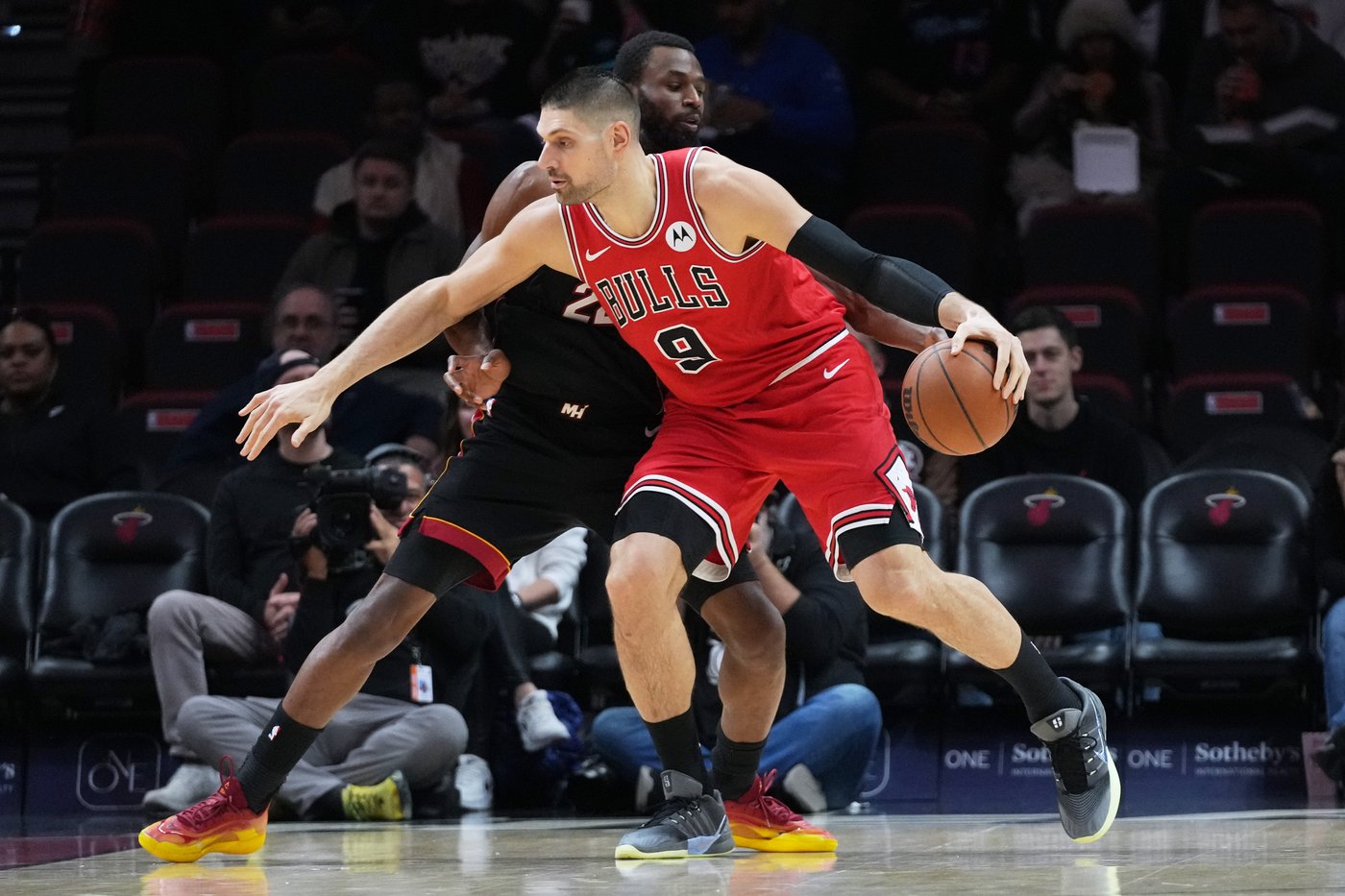Heat build 54-point lead, roll past Bulls 134-91 with Adebayo, Larsson each scoring 20 | iNFOnews.ca Heat build 54-point lead, roll past Bulls 134-91 with Adebayo, Larsson each scoring 20 | iNFOnews.ca