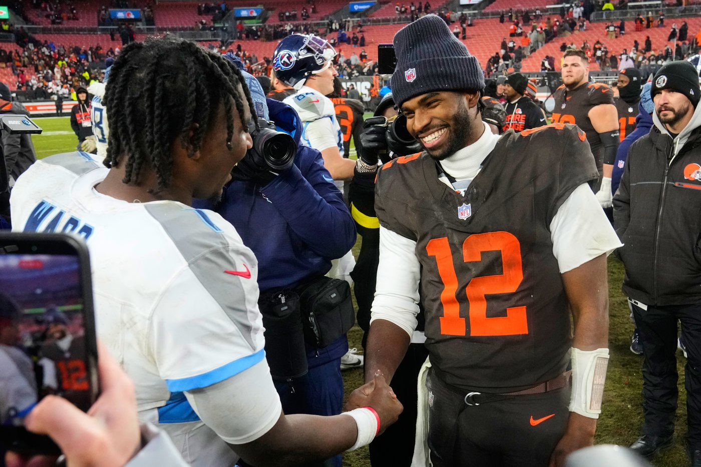 Browns' Shedeur Sanders is keeping his focus on improving after a strong 3rd start | iNFOnews.ca