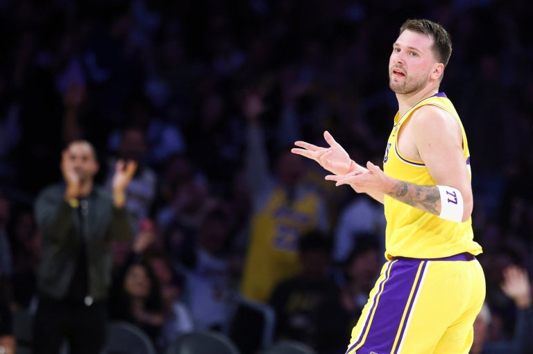 Luka Doncic scores 38 and the Lakers hold off the Clippers 125-122 to split LA rivals' season series | iNFOnews.ca