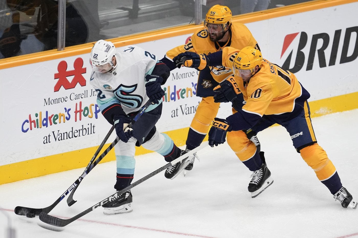 Kraken score 4 unanswered goals in 3rd period and send Predators to 3rd straight loss 7-3 | iNFOnews.ca