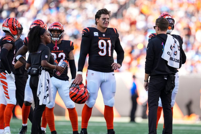 Bengals place Trey Hendrickson on injured reserve, ending frustrating season for All-Pro pass rusher | iNFOnews.ca