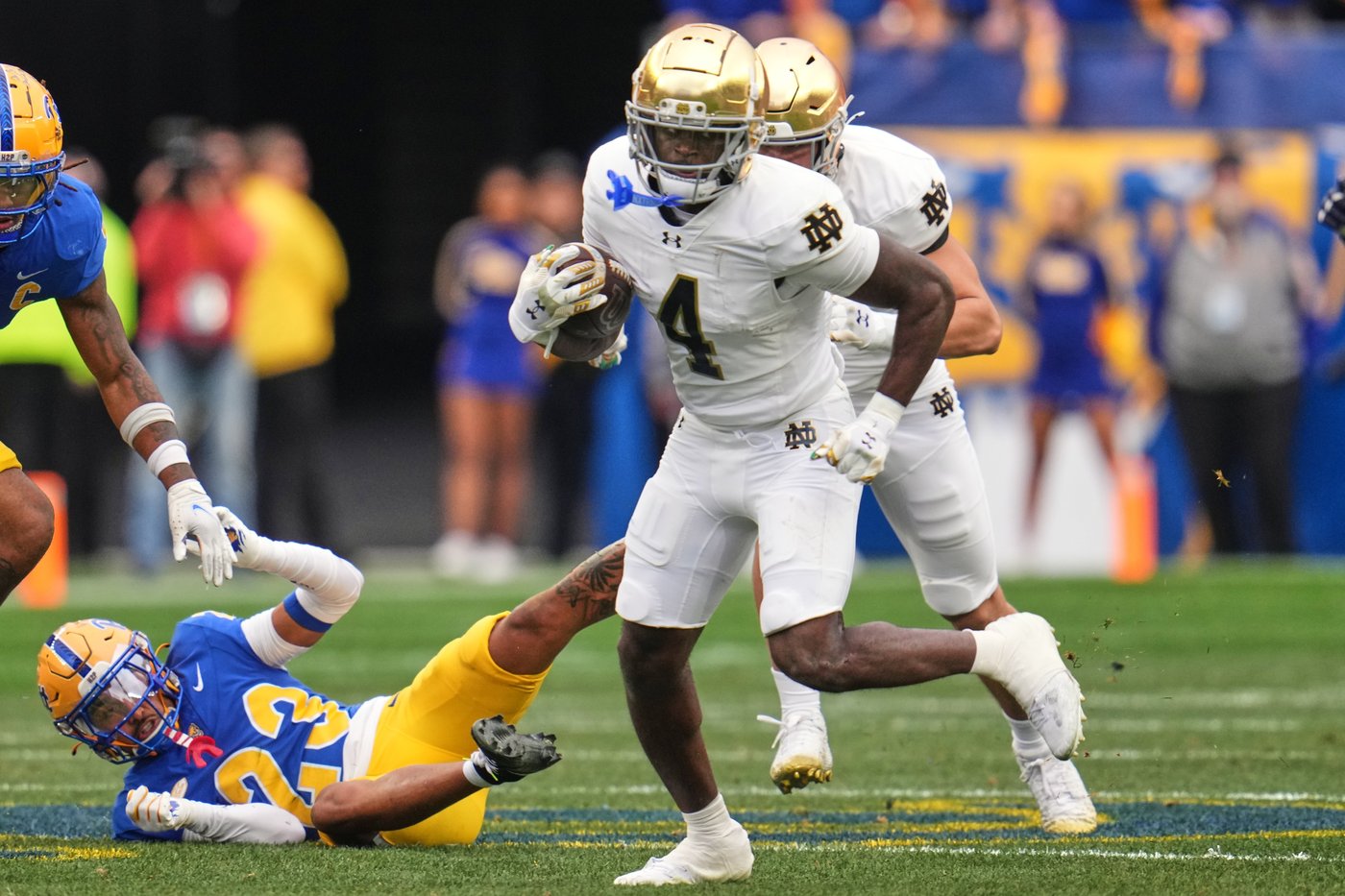 Jeremiyah Love is making his Heisman Trophy case while chasing bigger goals at No. 9 Notre Dame | iNFOnews.ca