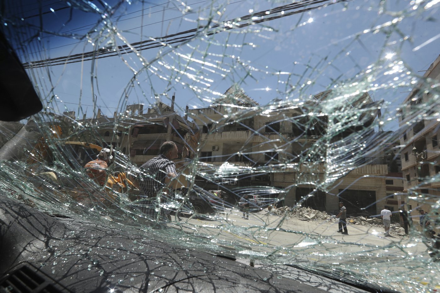 1 killed and 11 wounded in intense Israeli strikes on south Lebanon | iNFOnews.ca 1 killed and 11 wounded in intense Israeli strikes on south Lebanon | iNFOnews.ca