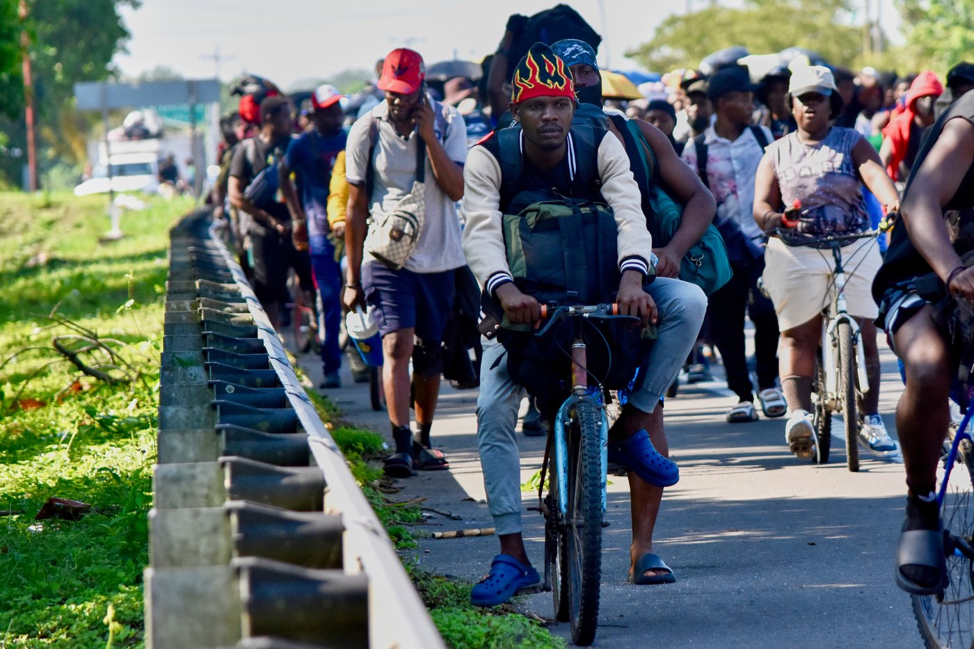 Migrant caravan leaves southern Mexican city but many are no longer aiming for the US border | iNFOnews.ca