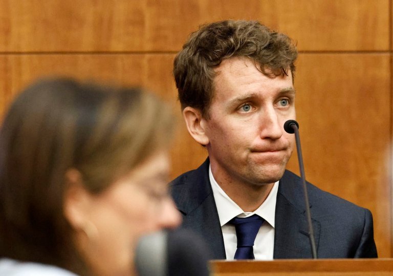Lindsay Clancy's ex-husband set to resume testifying about the day she killed their 3 children | iNFOnews.ca