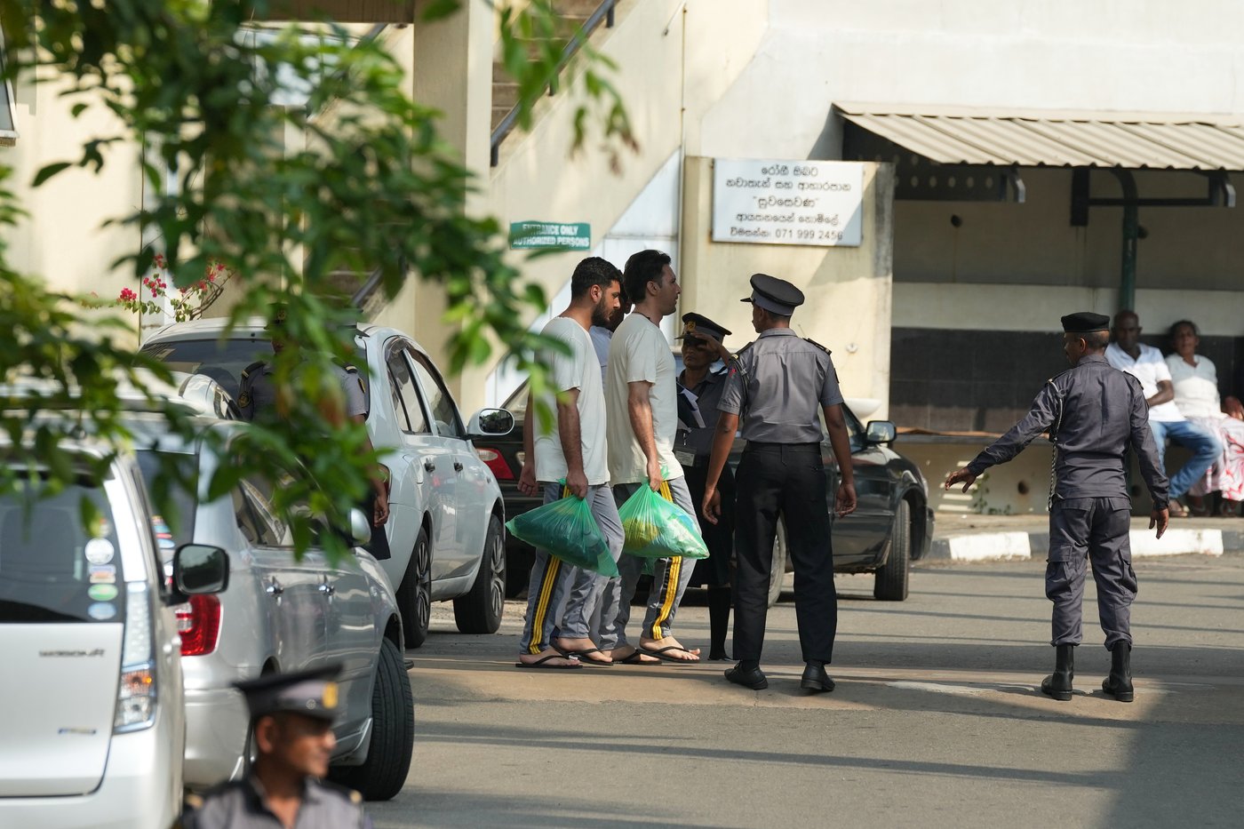 The US attack on an Iranian warship did not violate international law, experts say | iNFOnews.ca