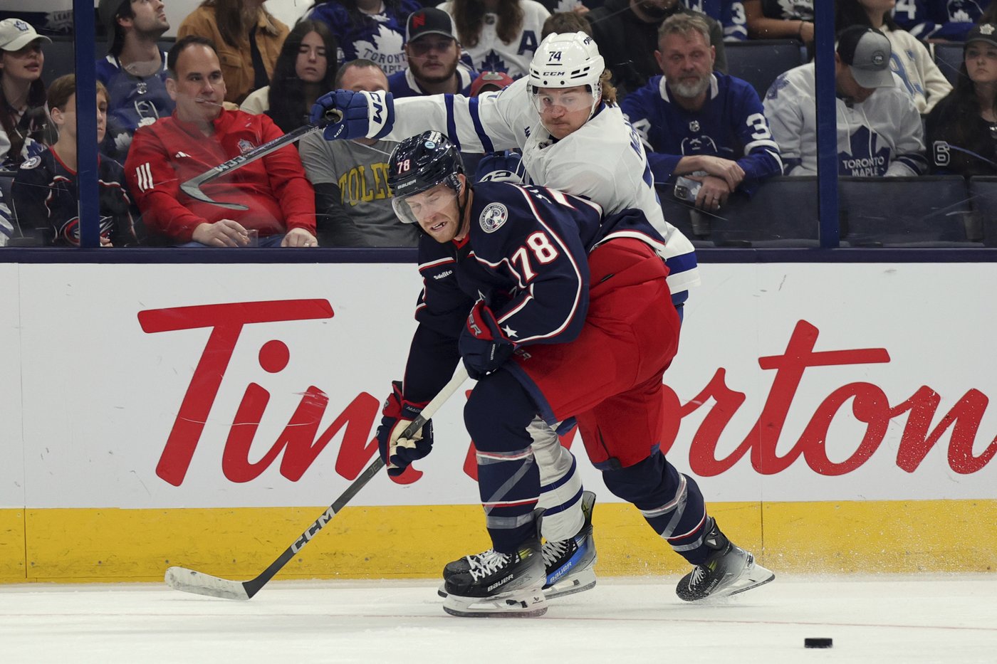 Olivier scores 2 as Blue Jackets beat Maple Leafs 6-2 | iNFOnews.ca