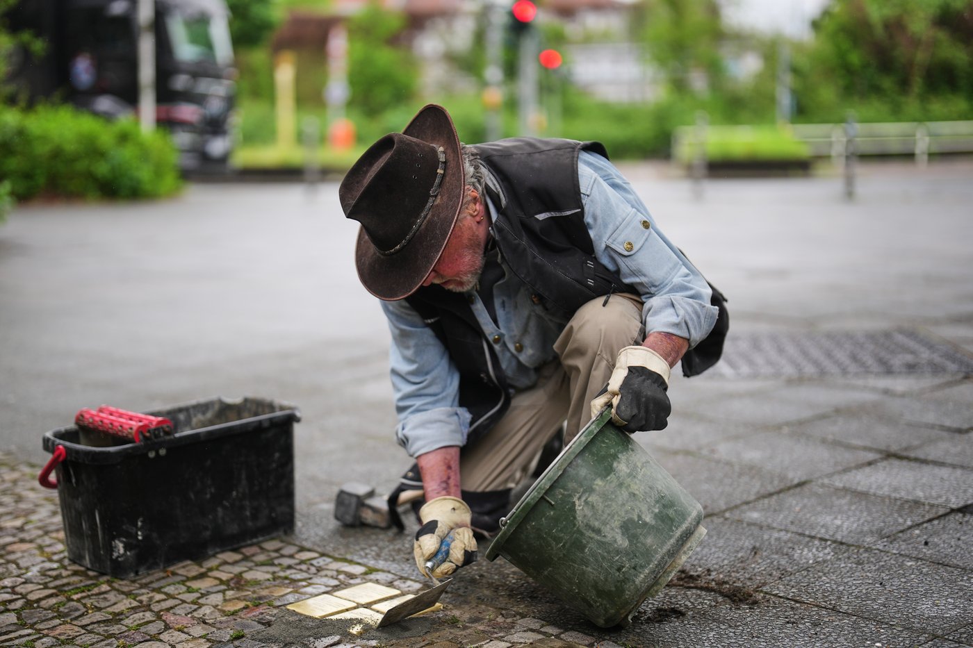 German town sparks outrage as far-right and conservatives rally against Holocaust memorial plaques | iNFOnews.ca German town sparks outrage as far-right and conservatives rally against Holocaust memorial plaques | iNFOnews.ca