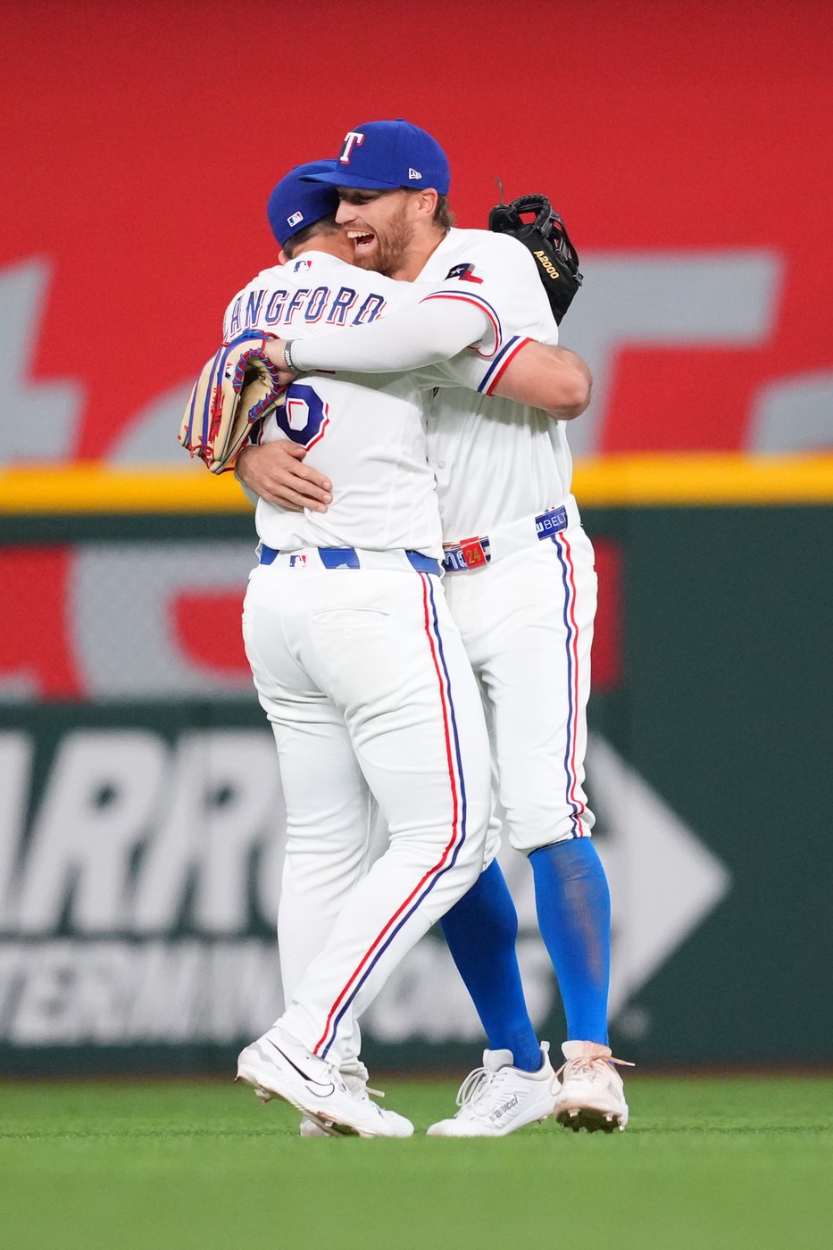 Jake Burger's RBI double pushes Rangers past Mariners 2-1 | iNFOnews.ca Jake Burger's RBI double pushes Rangers past Mariners 2-1 | iNFOnews.ca