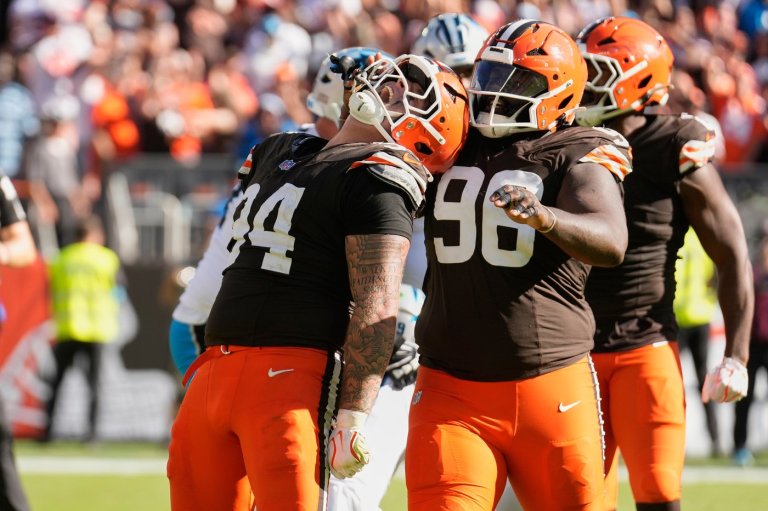Monken praises Browns defense for improvement over the past 2 games | iNFOnews.ca
