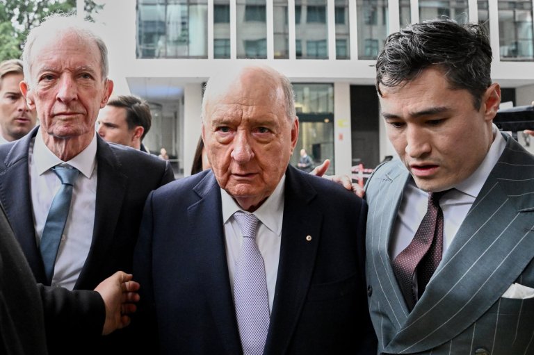 Former Australian radio host and national rugby coach Alan Jones on trial for sex charges | iNFOnews.ca