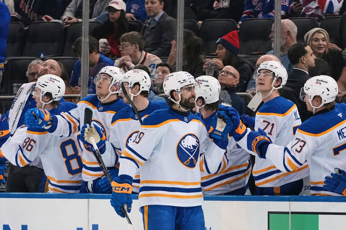 Sabres beat the Rangers 5-2 to win for the 12th time in 13 games | iNFOnews.ca
